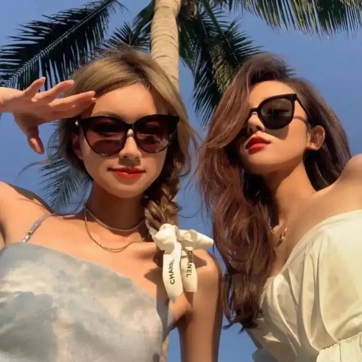 长脚怪封面